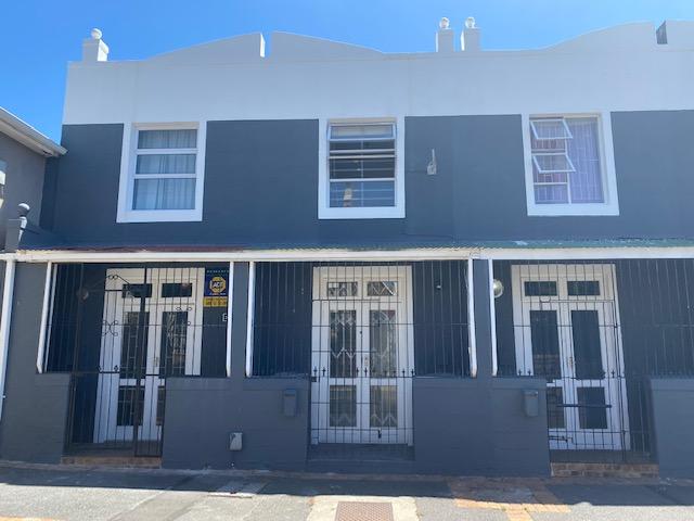 To Let 2 Bedroom Property for Rent in Woodstock Western Cape